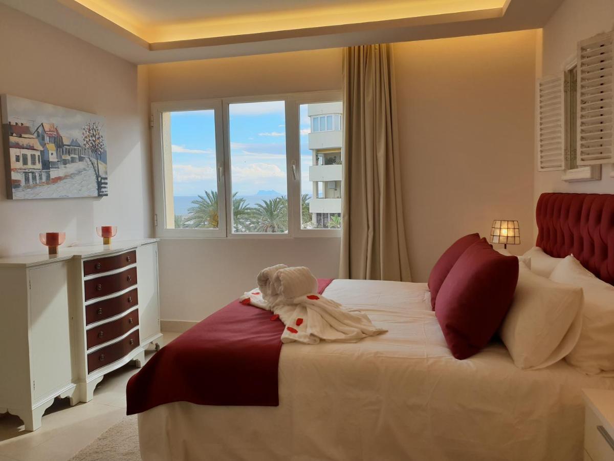 Fantastic Apartment In Front Of The Sea & Marina Estepona Exterior photo